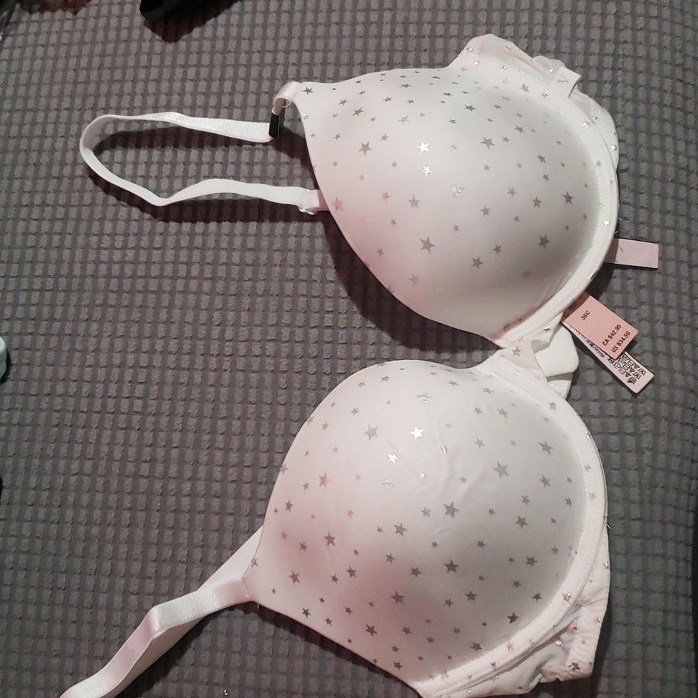 VS Bra